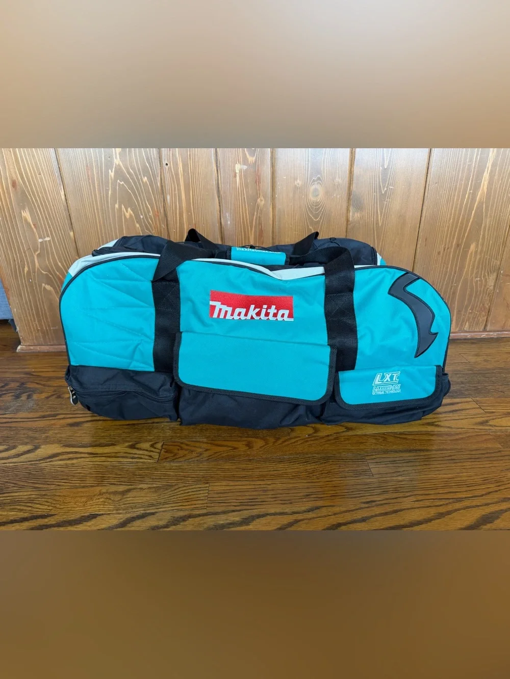MAKITA Large Rolling Heavy Duty Canvas Tool Bag w/Retractable Handle
